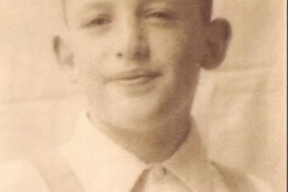 Portraitaufnahme eines jungen Burschen