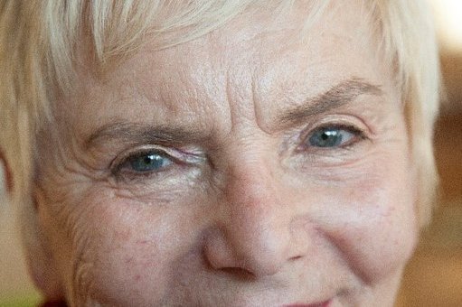 Portraitaufnahme einer älteren Dame