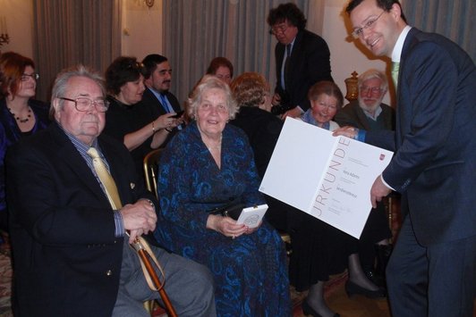 Verleihung des Ehrenkreuzes der Stadt Innsbruck 