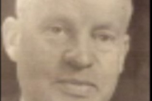 Portraitaufnahme eines älteren Herrn